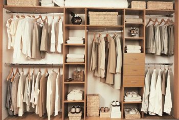 Как выбрать шкаф для одежды в Лесном