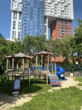 ул. Челюскинцев,110-а в Лесном - lesnoj.yutvil.ru - фото 16